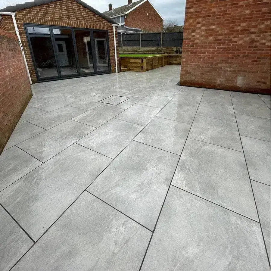 Earthcore Esprit Grey Porcelain Paving Slabs 900x600x20 From £18.89/m2 - Image 2