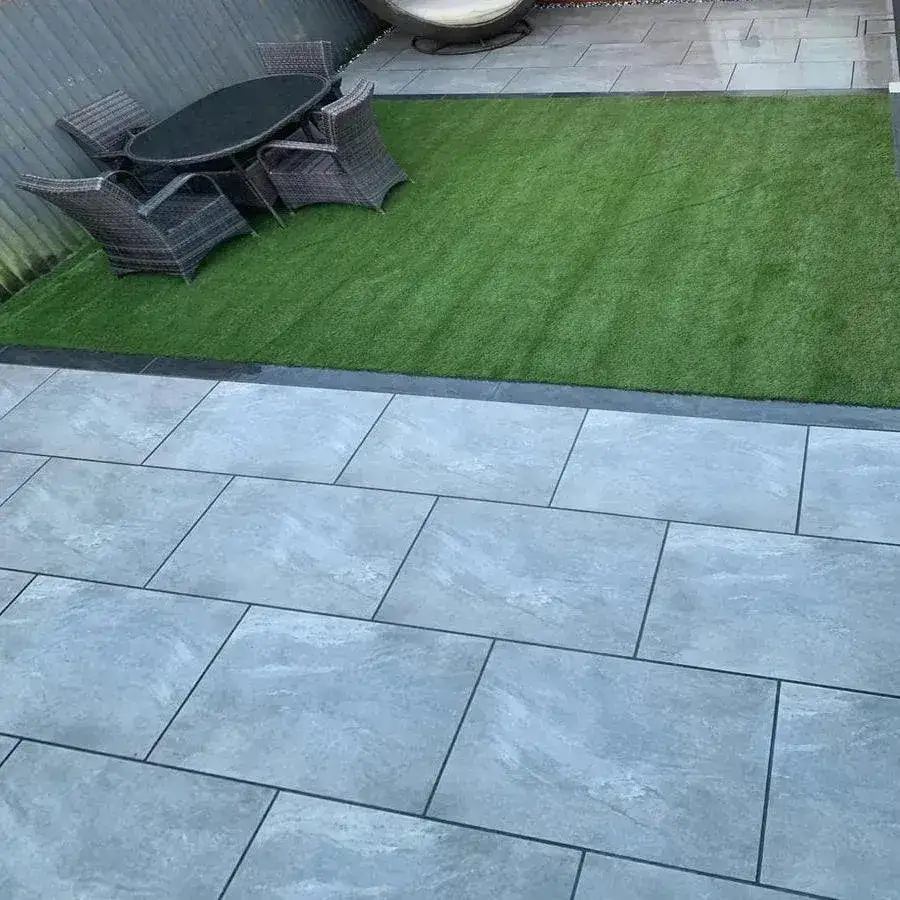 Earthcore Esprit Grey Porcelain Paving Slabs 900x600x20 From £18.89/m2 - Image 4