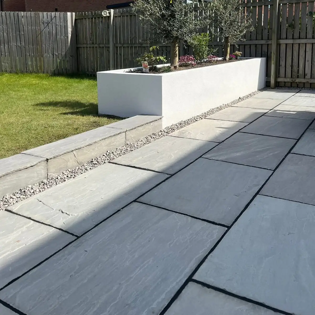 Kandla Grey Indian Sandstone Paving Slabs 900x600 22mm Cal. From £23.70/m2 - Image 3