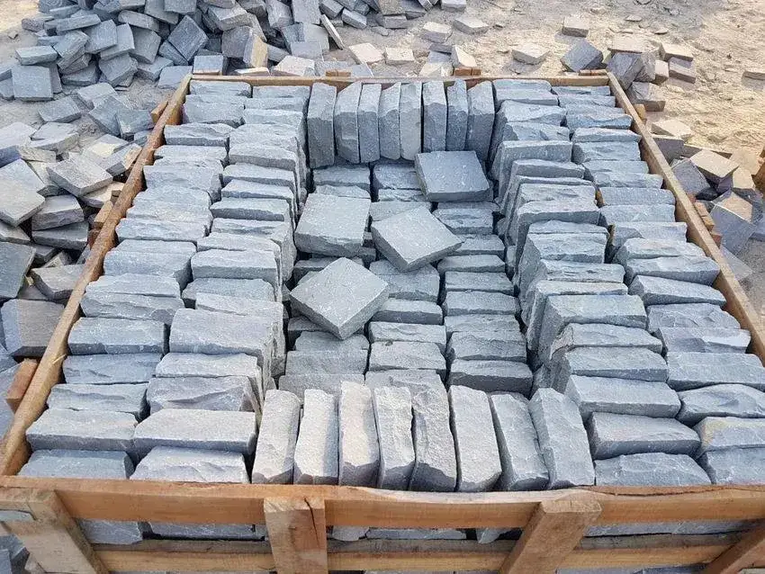 Kandla Grey Indian Sandstone Cobble Setts 100x100x50mm From £45.00/m2 - Image 5