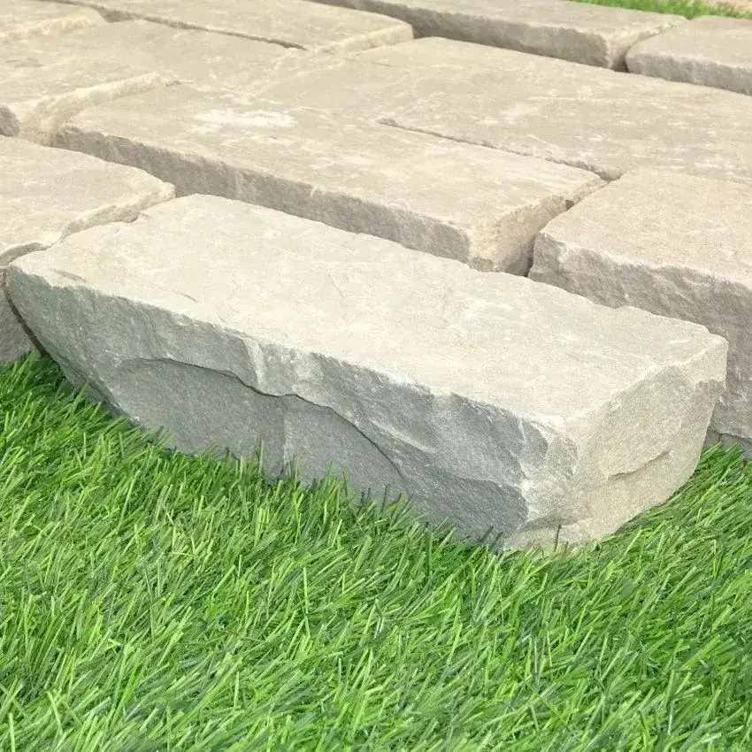 Kandla Grey Indian Sandstone Cobble Setts 200x100x50mm From £39.80/m2 - Image 4