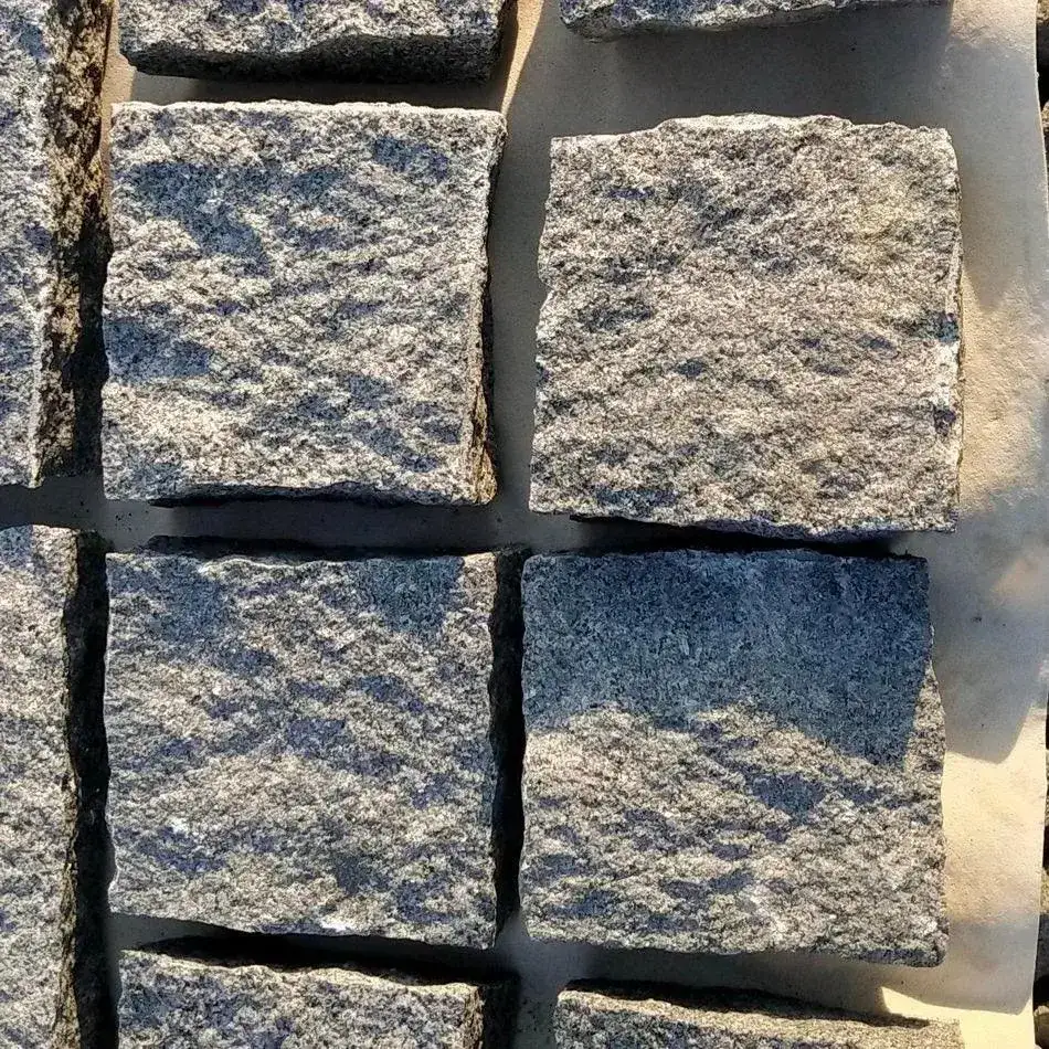 Granite Cobbles Setts Cropped Mid Grey 100x100x50 From £39.99/m2 - Image 4