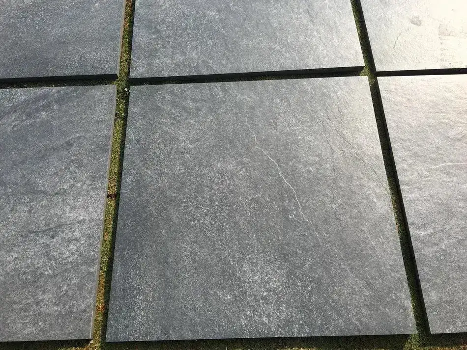 Hammerstone Nero Porcelain Paving Tiles 600x600x20 £20.79/m2 - Image 4