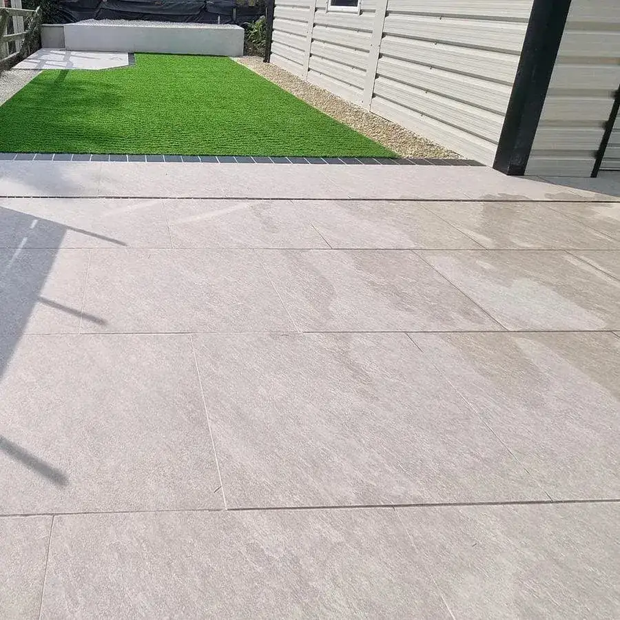 Quartz Grey Porcelain Paving Slabs 600x600 From £23.97/m2 - Image 3