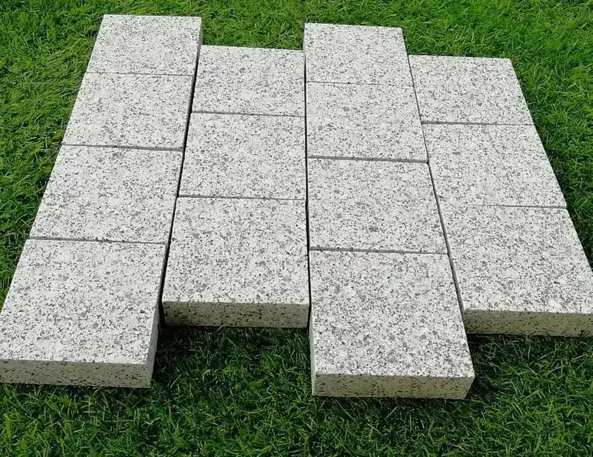 Sawn Granite Setts Silver Grey Edging Stone 100x100x30 From £38.99/m2 - Image 5