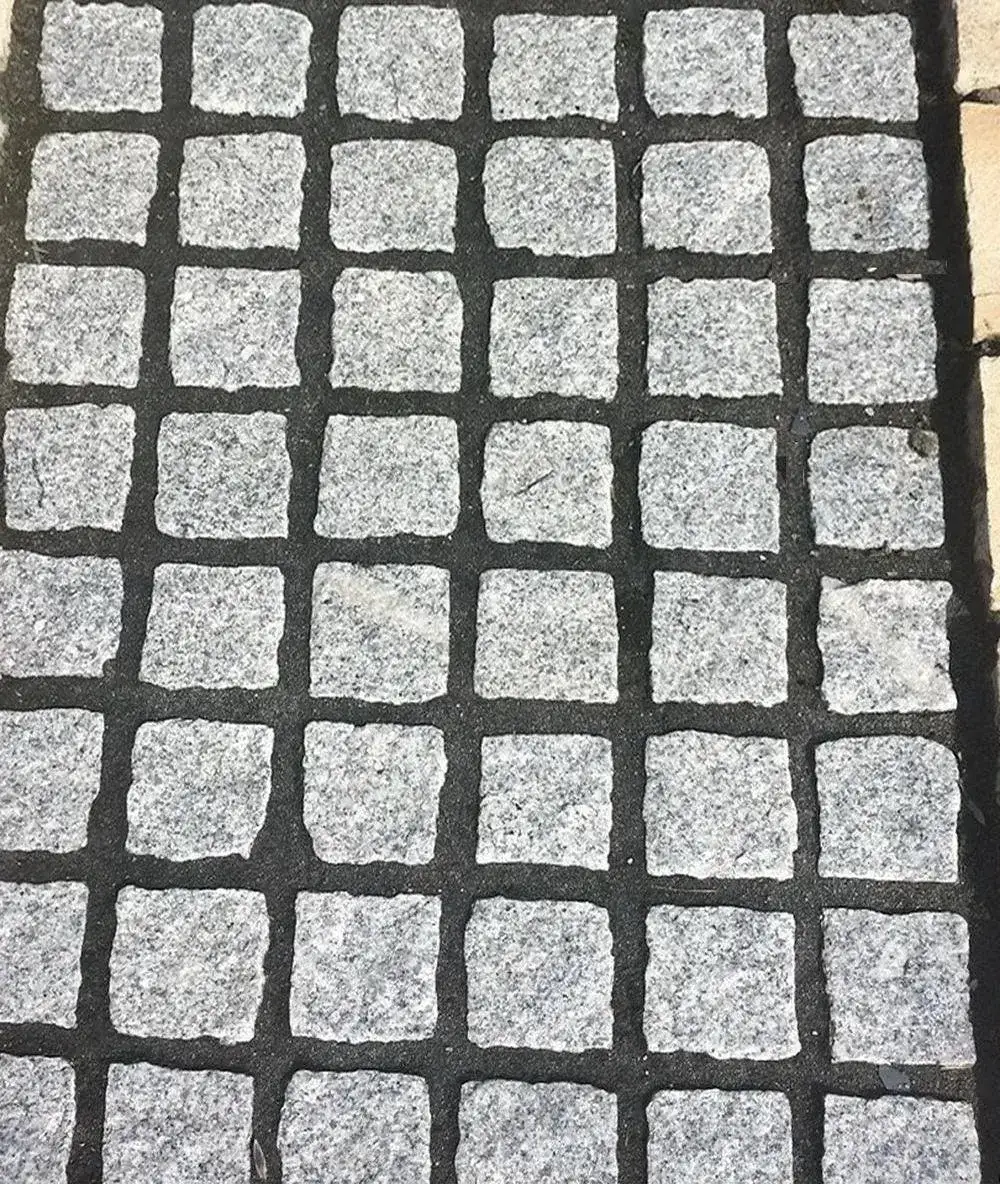 Cropped Granite Setts Silver Grey 100x100x50 From £48.99/m2 - Image 4