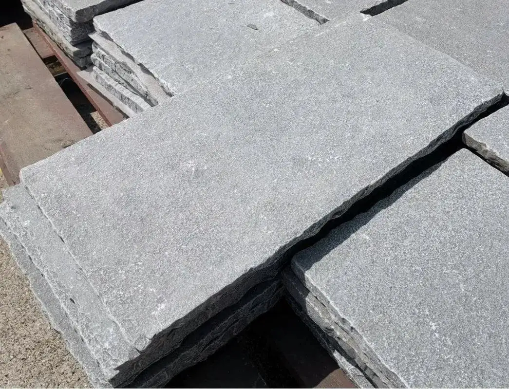 Tandur Grey Limestone Paving Tumbled 900x600 22mm Cal. From £25.89/m2 - Image 5