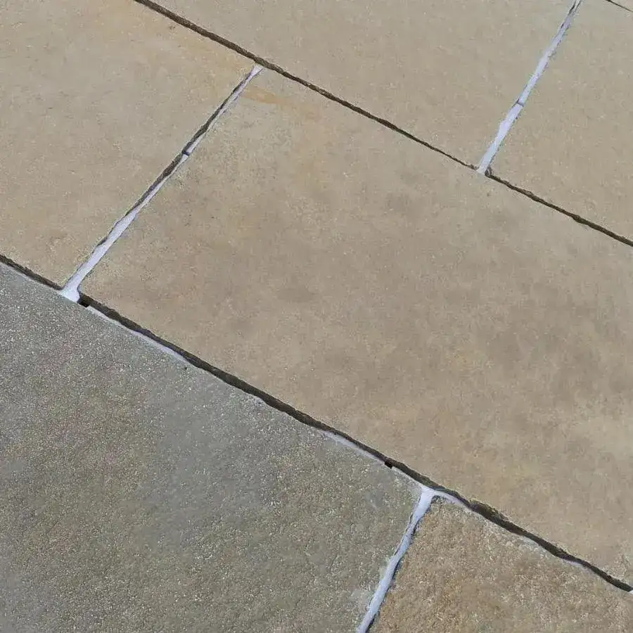 Tandur Yellow Limestone Paving Tumbled 900x600 22mm Cal. From £26.69/m2 - Image 4
