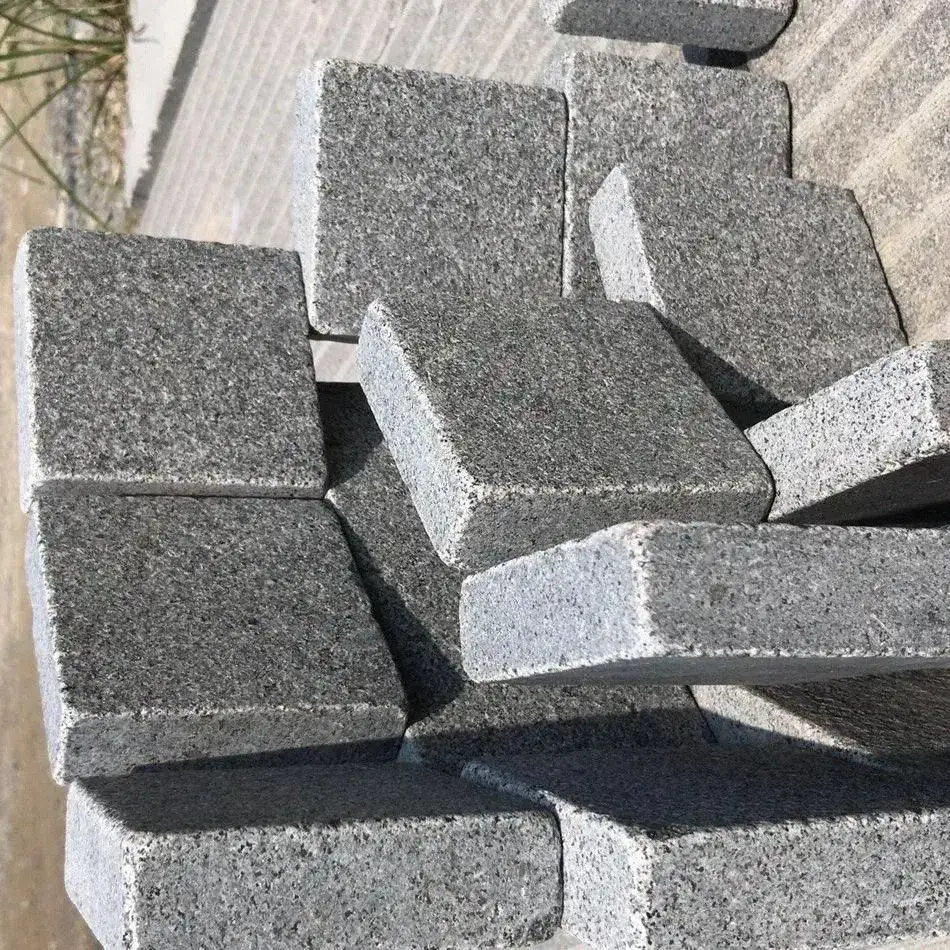 Tumbled Granite Edging Setts Blue Black 100x100x30mm From £45.59/m2 - Image 3